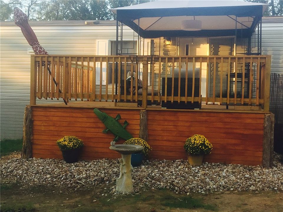 1st image of 126 Black Jack Ln