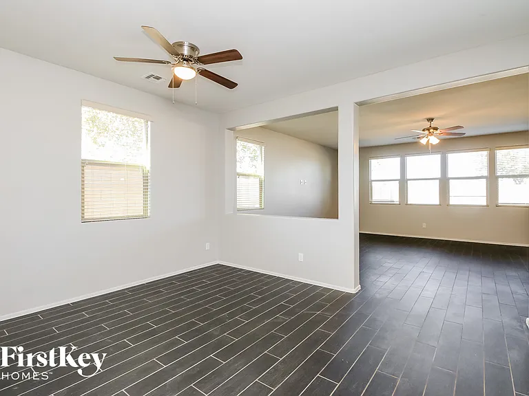 4190 W Federal Way — Photo 2