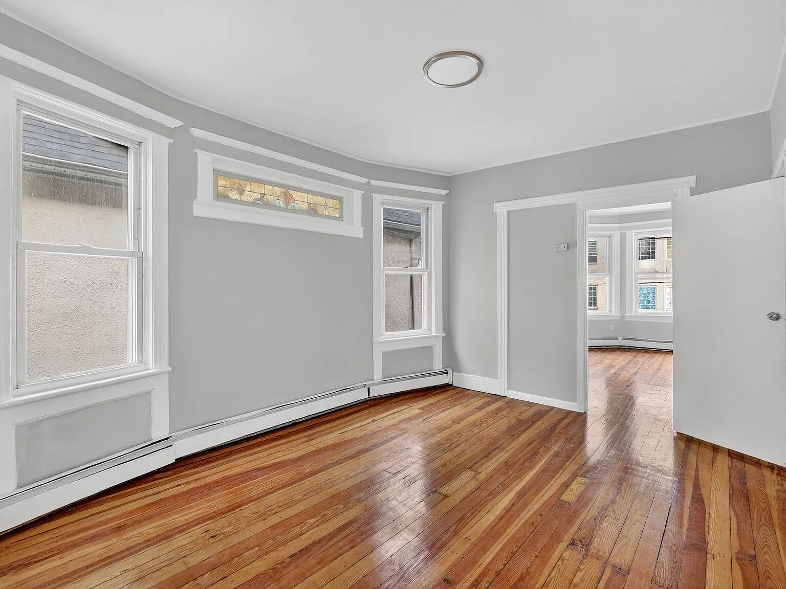 3 bed, 1.0 bath, $2,499 — Photo 3