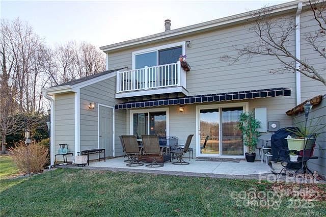 2nd image of 7429 Mariner Cove Dr