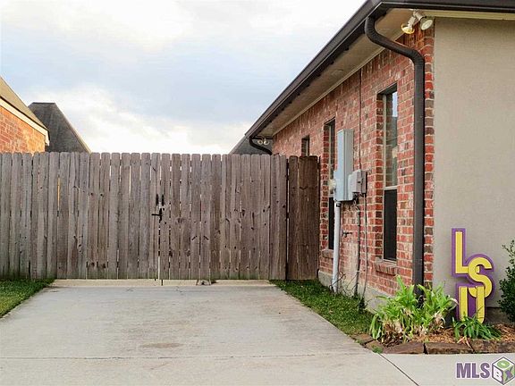 3rd image of 40307 Coldwater Landing Ave