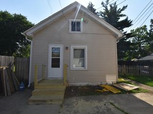 409 Beach St, Aurora, IL 60505