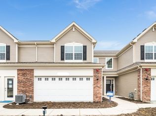 7822 Nightshade Ln, Joliet, IL 60404