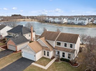 1323 Saddlebrook Rd, Bartlett, IL 60103