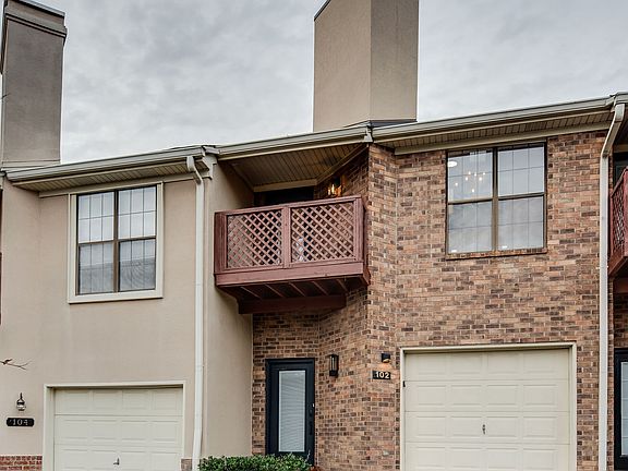 2nd image of 102 Villa View Ct