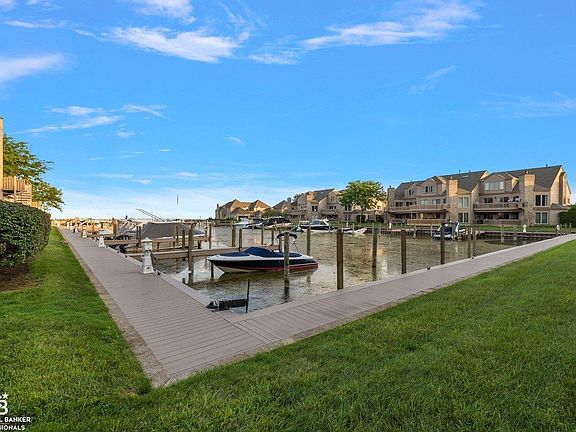3rd image of 26151 Harbour Pointe Dr