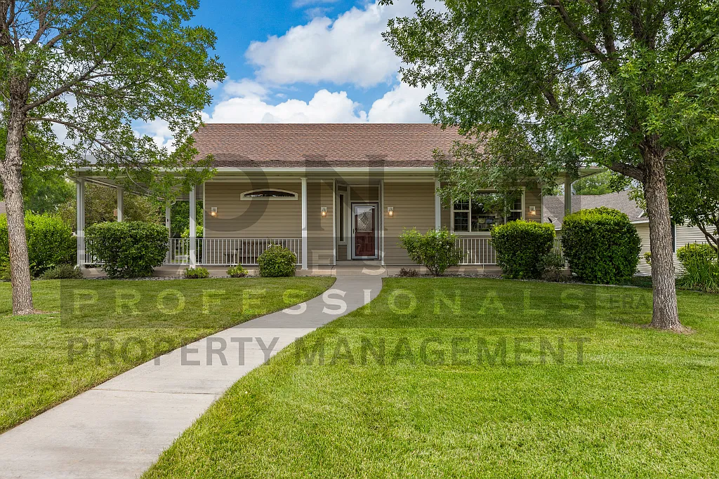 1119 Daisy Lane - 1 — Photo 3