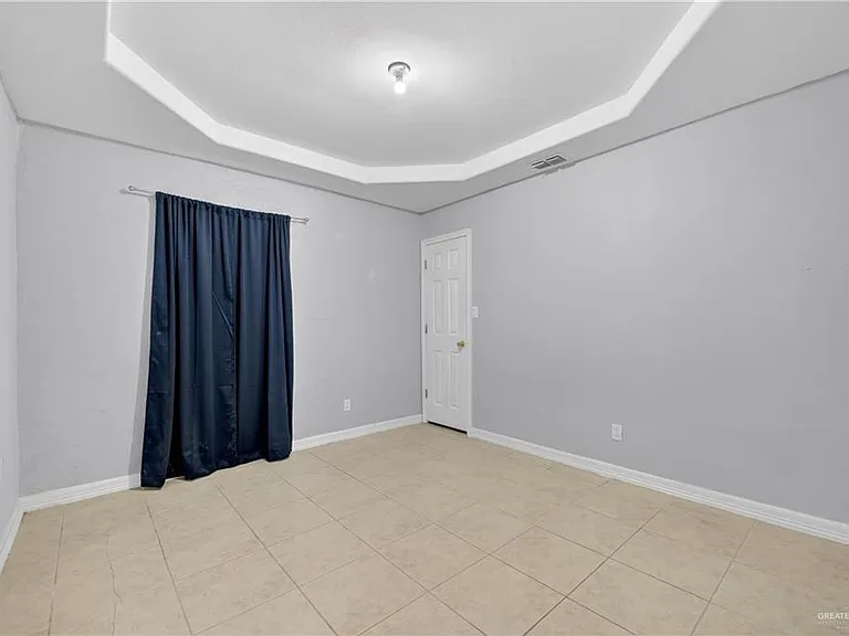 6703 S Oro Ln — Photo 12