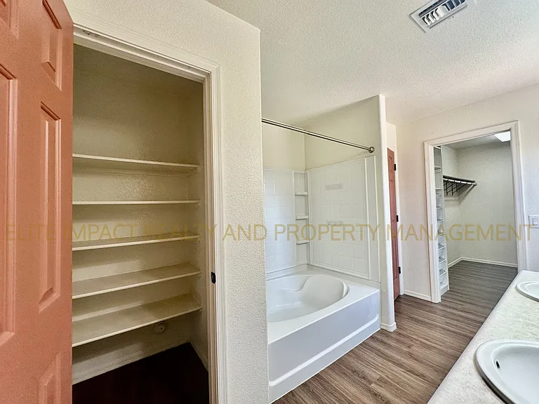 10930 S San Clemente Camino — Photo 16