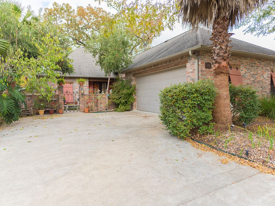 1st image of 808 Treasure Ln