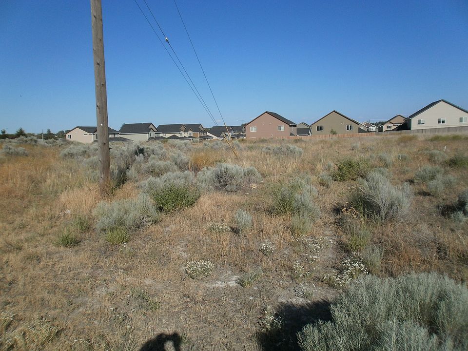 1st image of Wapato Dr W