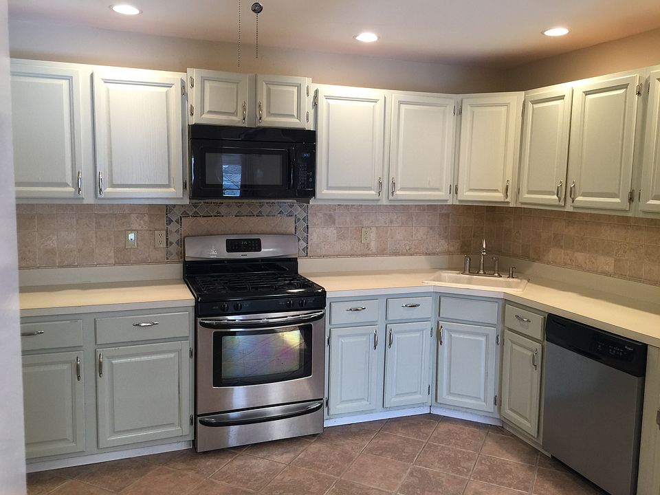 Tile backsplash, SS app