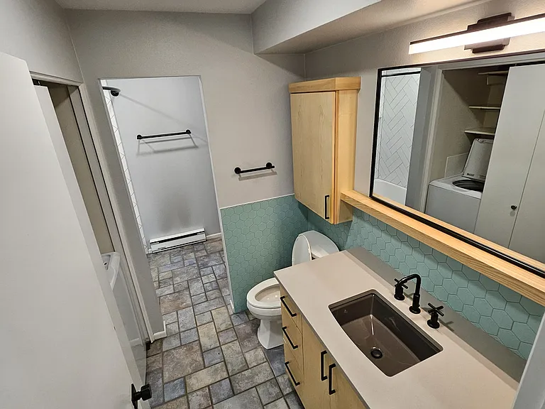 3500 Rolling Green Dr #B4 — Photo 7