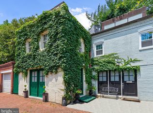 3316 P St NW, Washington, DC 20007