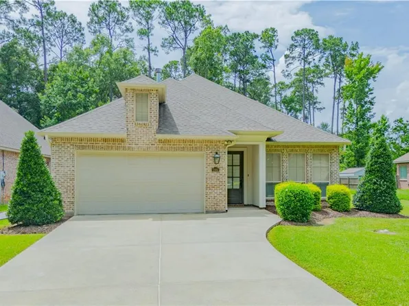 2064 Molitor St, Mandeville, LA 70448
