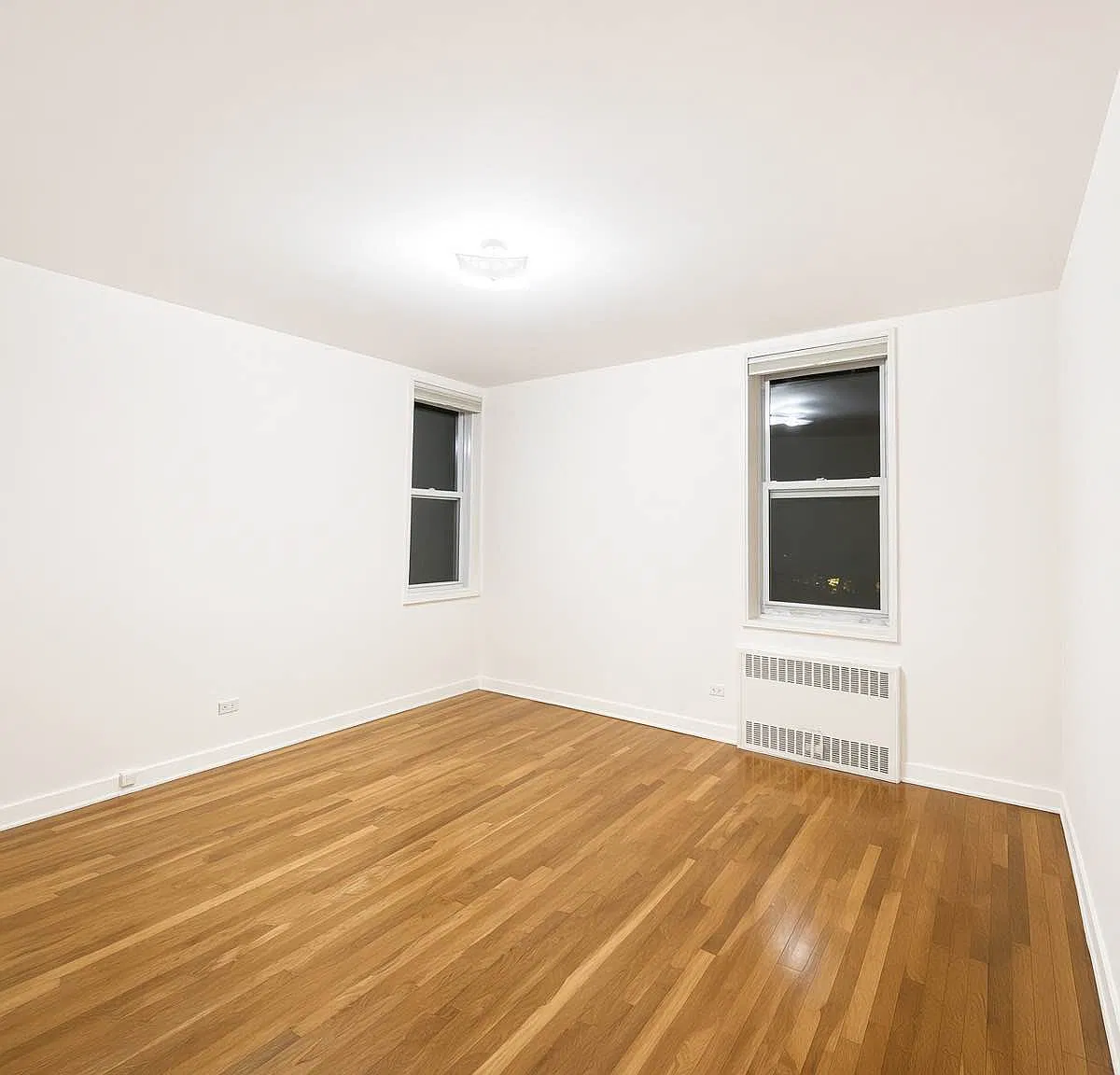 55-05 Woodside Avenue — Photo 4