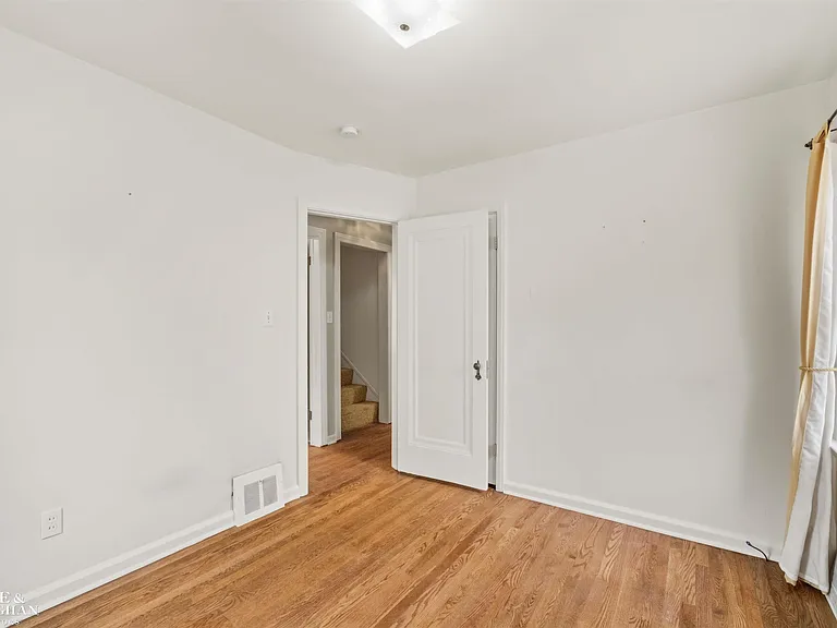 1602 Anita Ave — Photo 21