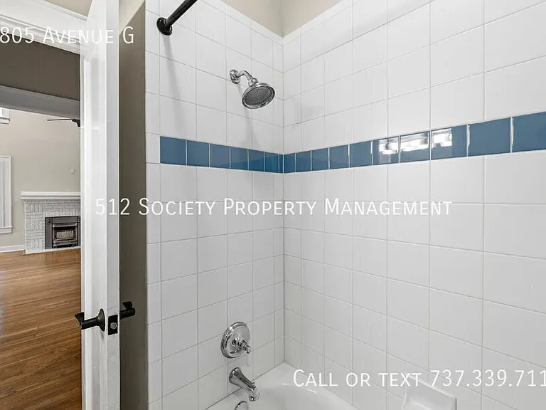 3805 Avenue G — Photo 6