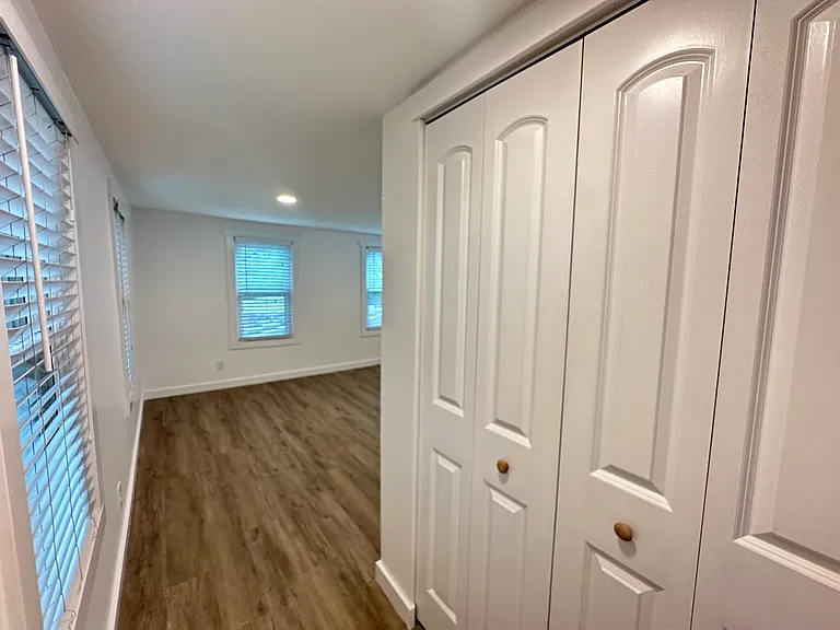 2232 W Rosedale St S #100 — Photo 13