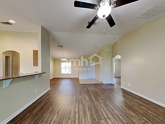 4th image of 2214 SE West Blackwell Dr