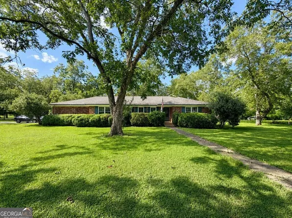 4917 Holly Hill Rd, Albany, GA 31721