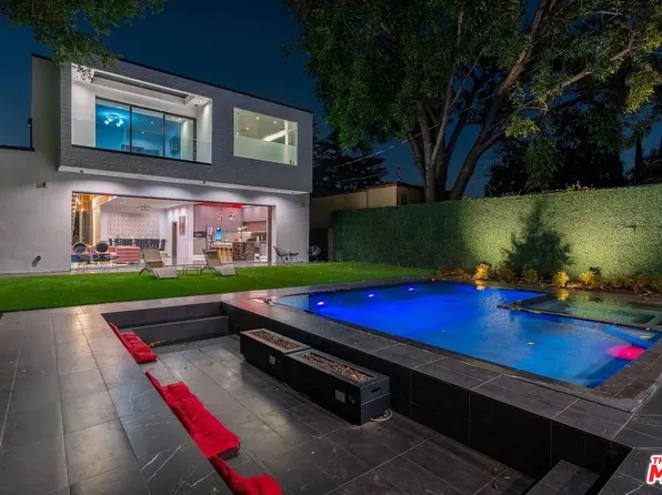 11246 Kling St, Toluca Lake, CA 91602