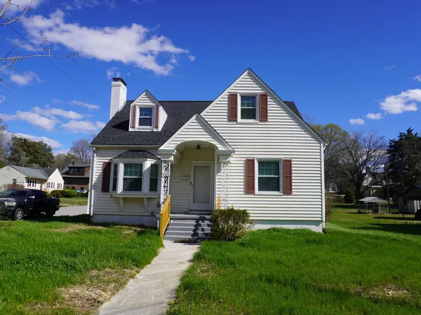 128 Harrison Ave, Henderson, NC 27536