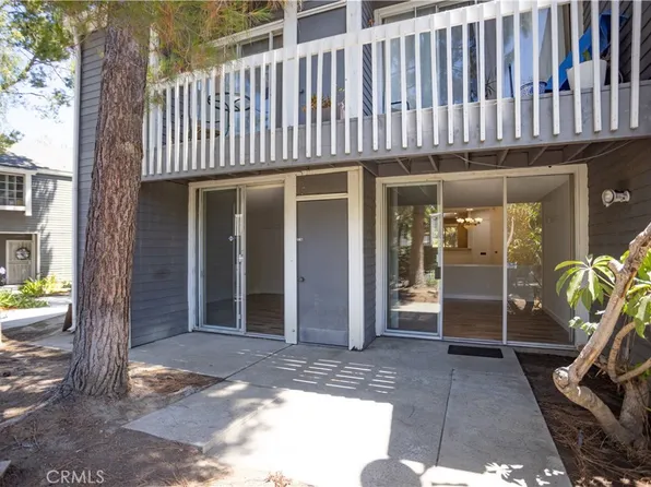 25409 Pine Creek Ln, Wilmington, CA 90744