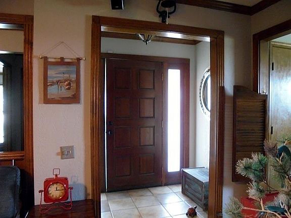 4th image of 1318 Phillips Dr