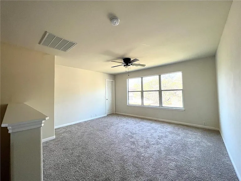 2307 Founder Dr — Photo 10