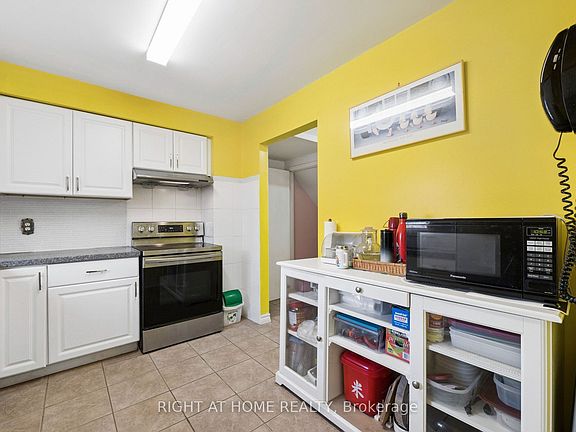 4th image of 183 Ravenscroft Rd