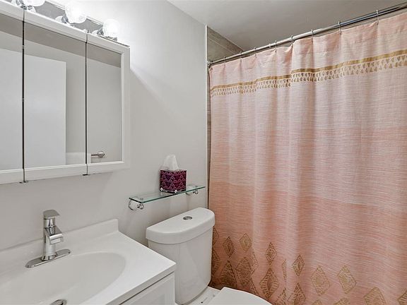 4th image of 119 Coles St #Jc