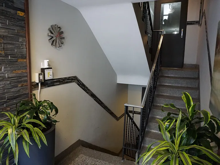 188 Lisgar St — Photo 4