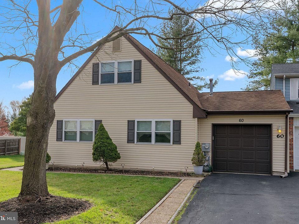 1st image of 60 King Charles Ln