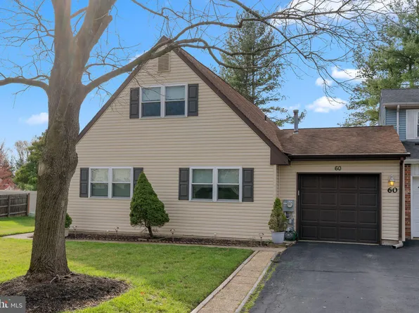 60 King Charles Ln, Newtown, PA 18940
