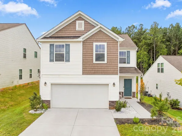111 Batten Ridge Dr, Statesville, NC 28677