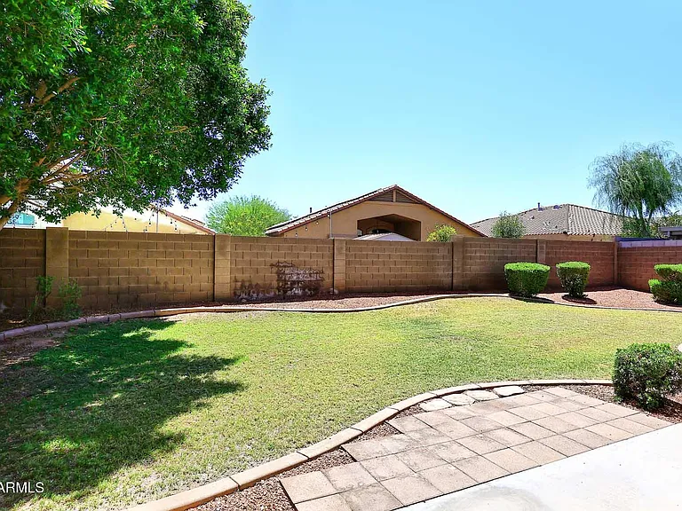 17747 W Eugene Ter — Photo 34