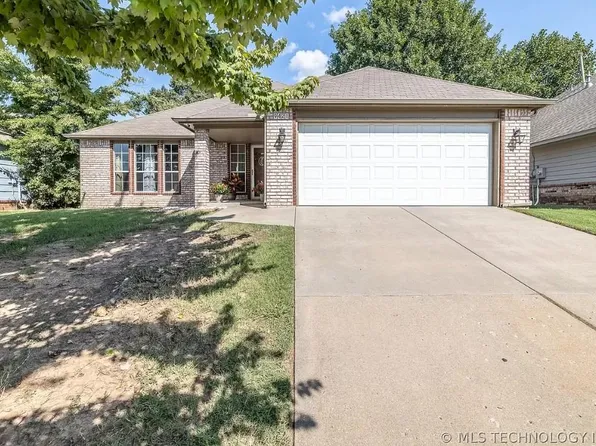 9421 S 88th Pl E, Tulsa, OK 74133