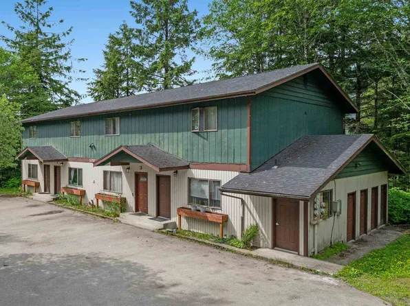 1018 Coogan Dr, Juneau, AK 99801