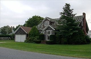 1st image of 807 Parkway St