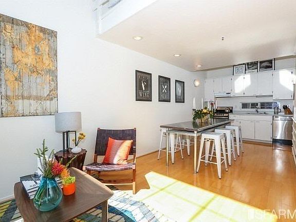 5th image of 271 Shipley St APT 4