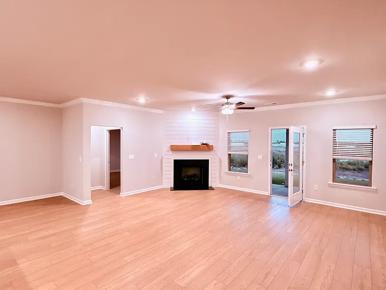 157 Protestant Dr — Photo 3