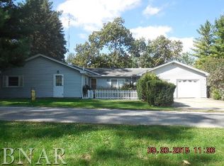 24460 Anderson Dr, Hudson, IL 61748