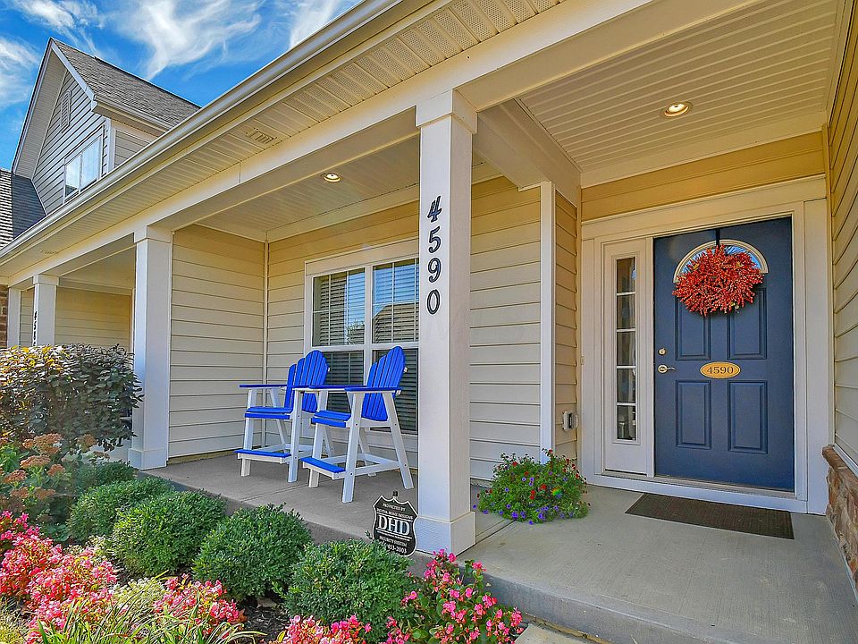 1st image of 4590 Newport Loop E.