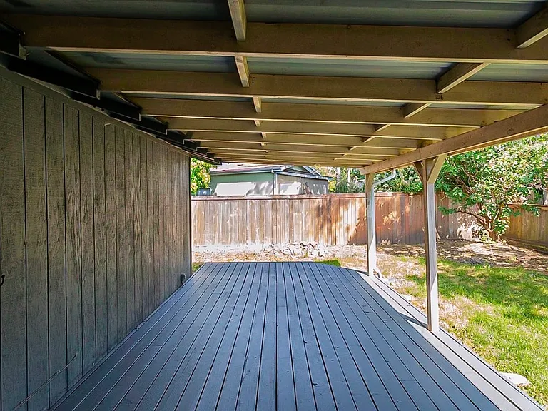 11740 SW 92nd Ave — Photo 3