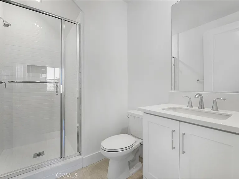 141 Dolores — Photo 16