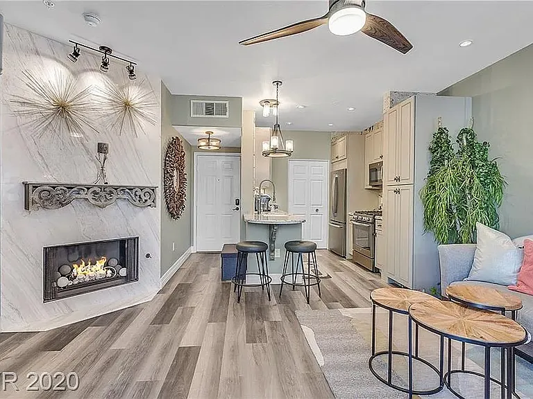 7167 S Durango Dr #204 — Photo 5