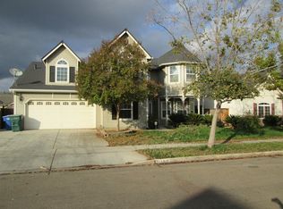166 E Beech Ave, Reedley, CA 93654