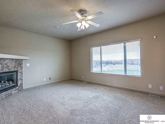 4th image of 4714 N 167th Ave