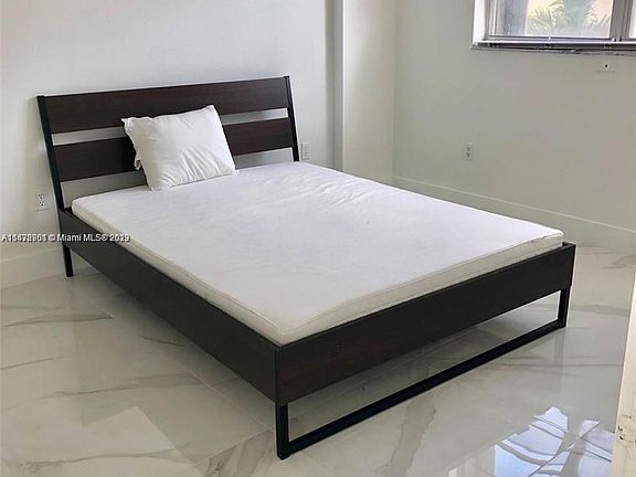 4th image of 401 Ocean Dr APT 323